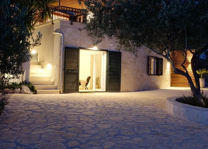 Villa Sunset Hill Sutivan