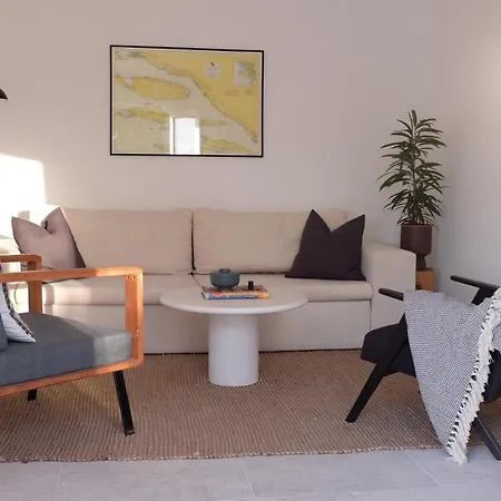 Villa Sunset Hill Sutivan