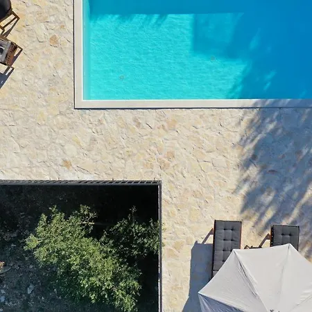 Sunset Hill Villa Sutivan